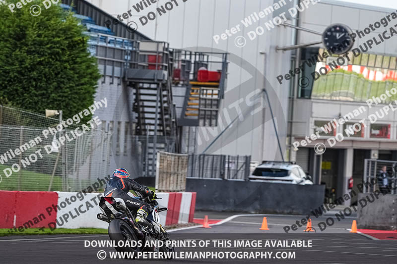 donington no limits trackday;donington park photographs;donington trackday photographs;no limits trackdays;peter wileman photography;trackday digital images;trackday photos